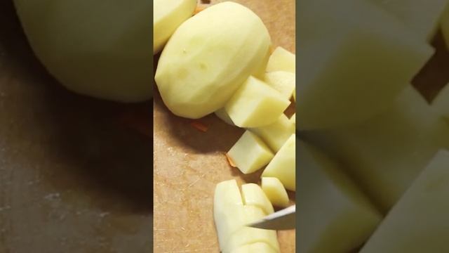 Вегетарианский суп с капустой с фасолью и горошком смотреть онлайн