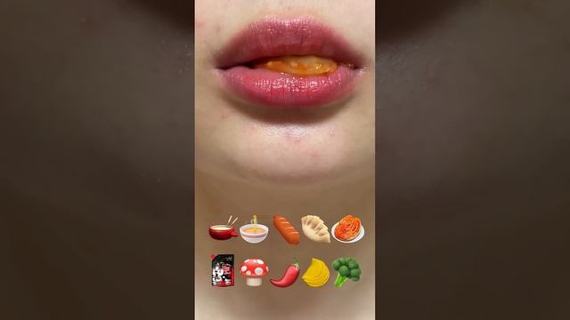 asmr EMOJI FOOD CHALLENGE MUKBANG CHEESE MUSHROOM CHILI PEPPER KIMCHI RAMEN eating sounds смотреть онлайн