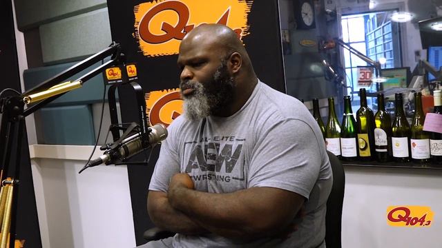 Mark Henry Talks AEW + How He Started Lifting & Wrestling! смотреть онлайн