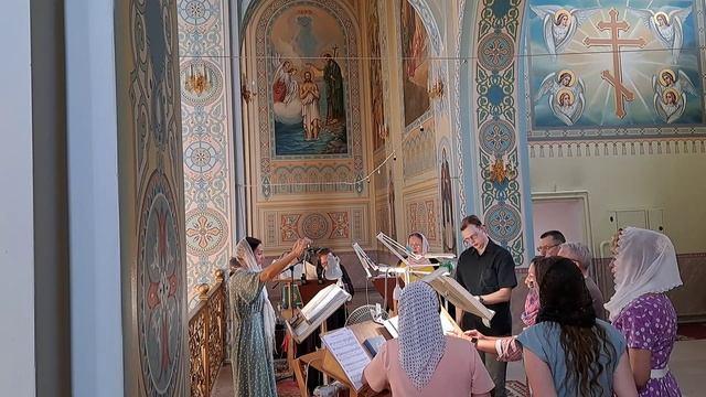 На "Господи воззвах" стихиры воскресные: гл. 2-й, святых гл. 8-й, гл. 3-й, "Слава" гл. 6-й . смотреть онлайн