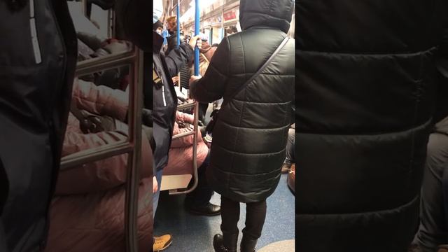 Жизнь в метро.Москва смотреть онлайн