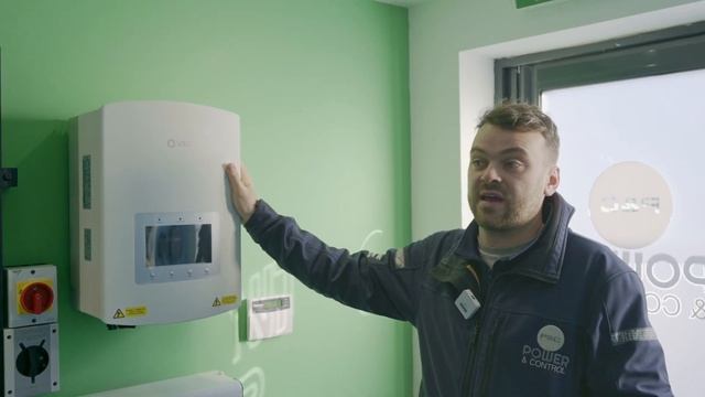 Solar Series: What Does A Hybrid Inverter Do?