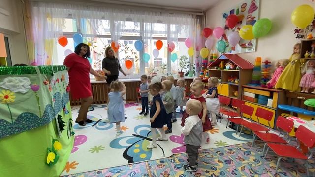 Музыкальная игра "Весенняя зарядка". Группа №1 "Лапушки" смотреть онлайн