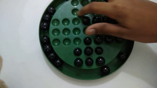 Easy step-by-step method to solve Marble Board/Solitaire, brainvita смотреть онлайн