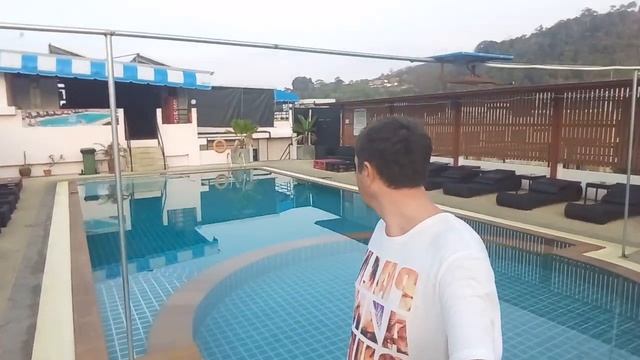 Тайланд бассейн в отеле Chana Phuket Hotel. Пхукет обзор отеля на Патонге #пхукет #патонг #тайланд смотреть онлайн