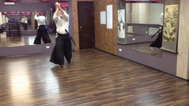 Иайдо ; Базовые техники . смотреть онлайн