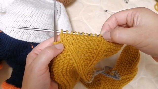 Вяжем верхнюю одежду для медвежонка смотреть онлайн