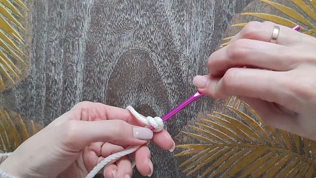 новогодние игрушки крючком ?? елочные игрушки крючком ?? новогодний декор крючком ? вязание крючком смотреть онлайн