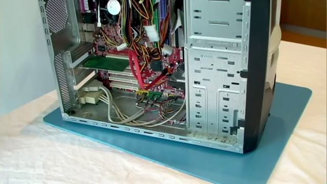 How to Remove a Hard Disk from a Computer Safely смотреть онлайн