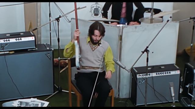 Get Back - Paul plays the Rickenbacker смотреть онлайн
