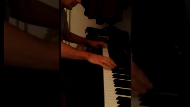 AC/DC - Thunderstruck Piano смотреть онлайн