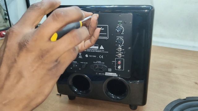 Wharfedale Active Subwoofer Teardown Moviestar DX-1??..