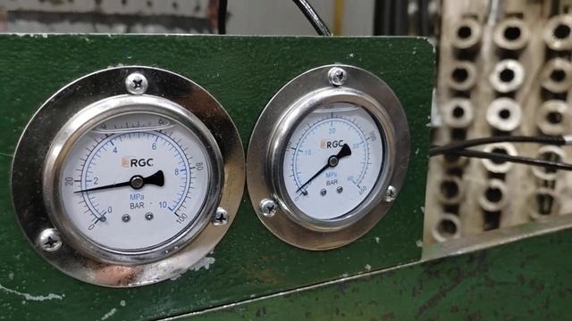 ГТС Испытания на стенде гидронасоса бульдозера Komatsu смотреть онлайн