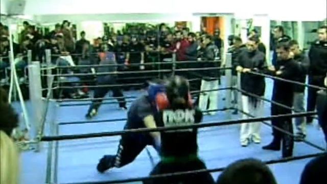 Guile's Theme Goes With Everything: Kick-Box Sparring смотреть онлайн