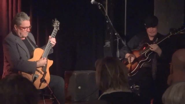 Martin Taylor & Ulf Wakenius plays Lullaby Of Birdland.(G.Shearing) смотреть онлайн