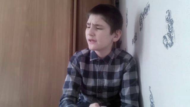 Стихотворение Сергея Александровича Есенина ''Низкий Дом с голубыми ставнями''. смотреть онлайн