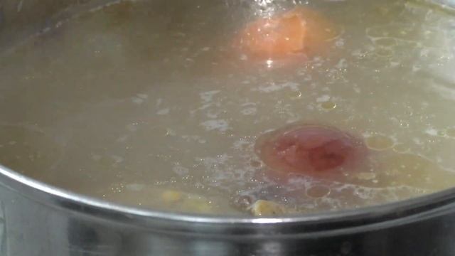 ГОРОХОВЫЙ СУП и Секреты приготовления. Гороховый суп с копчеными ребрышками и суп на бульйоне. смотреть онлайн