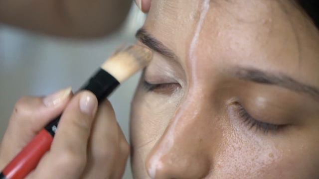 #декоративнаякосметика Выбири натуральную декоративную косметику. смотреть онлайн