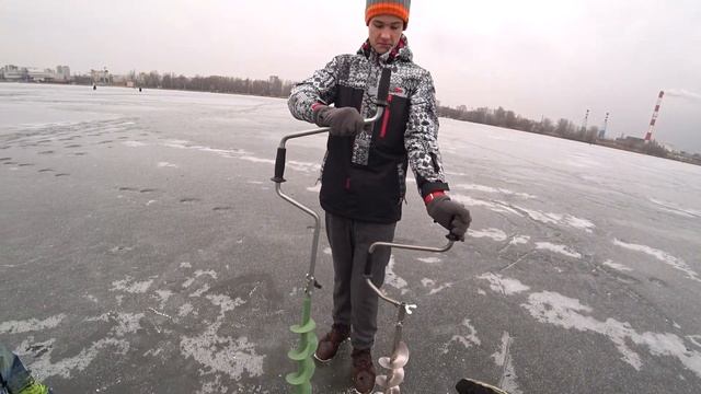 Титановый ледобур обзор и сравнение с Mora Ice смотреть онлайн