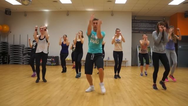 ZUMBA MEGA MIX 46 - Caramelo ( Reggaeton) смотреть онлайн