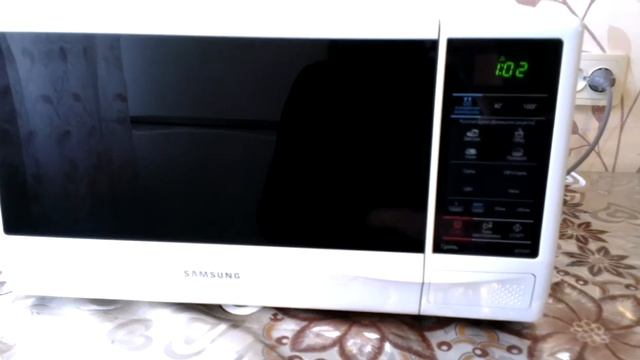 Пример работы микроволновой печи Samsung GE-732 KR смотреть онлайн