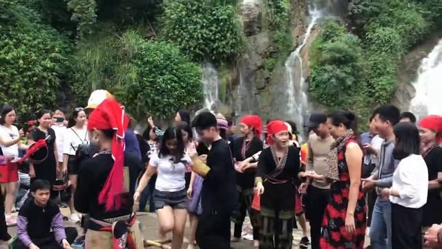 Múa Sạp ở Bản Cát Cát - Sa Pa - Lào Cai 21/9/2019 смотреть онлайн
