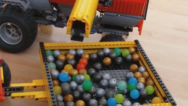 REAL WORKING LEGO COMBINE HARVESTER смотреть онлайн