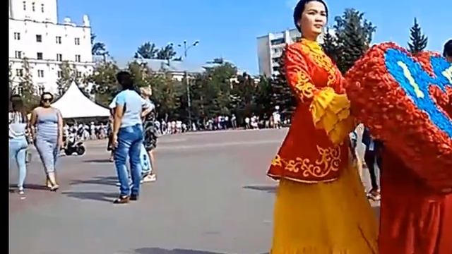 Парад колясок в Костанае 2017 смотреть онлайн