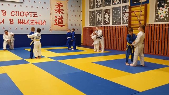 Школа дзюдо Игоря Макарова смотреть онлайн