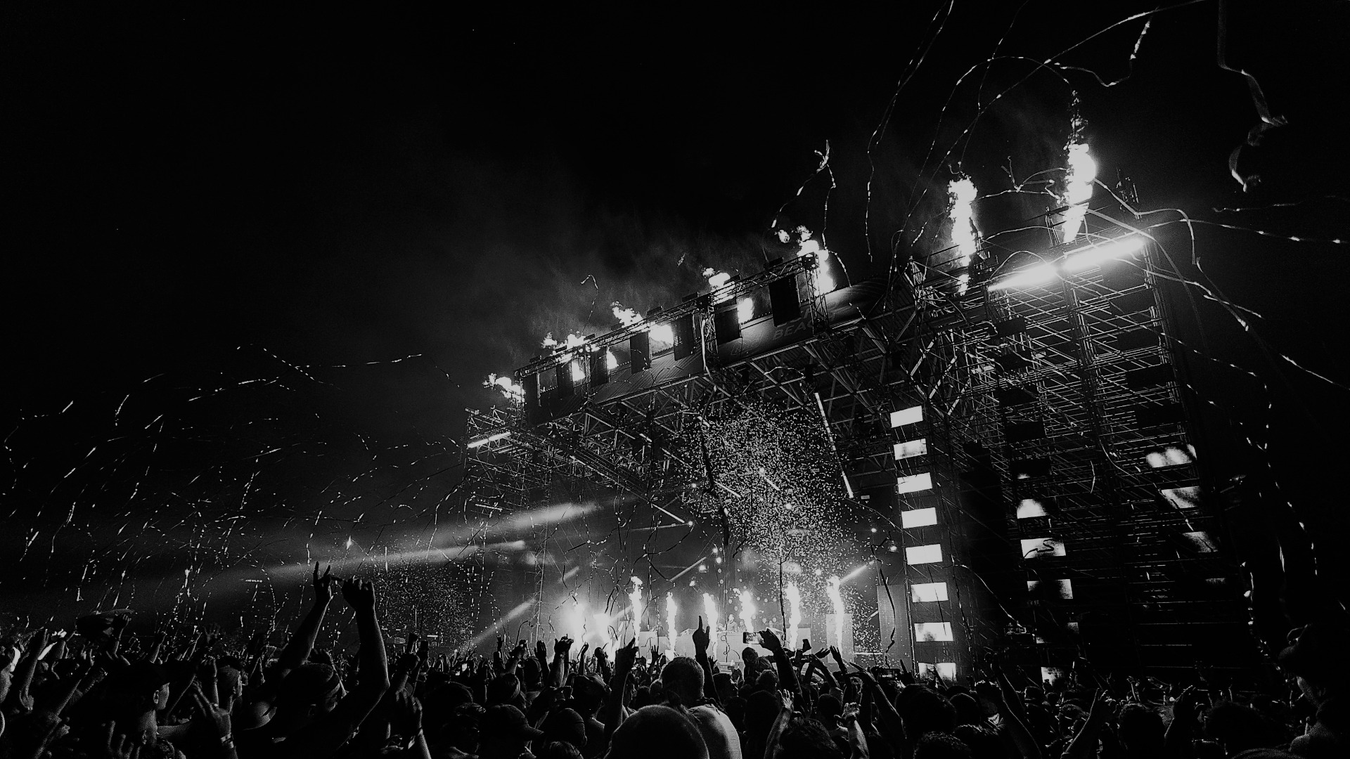 СБОРНИК МУЗЫКИ РАЗНЫХ НАПРОВЛЕНИЙ БЕЗ АВТОРСКИХ ПРАВ смотреть онлайн