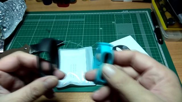 Xiaomi Mi Band 2 (распаковка) смотреть онлайн