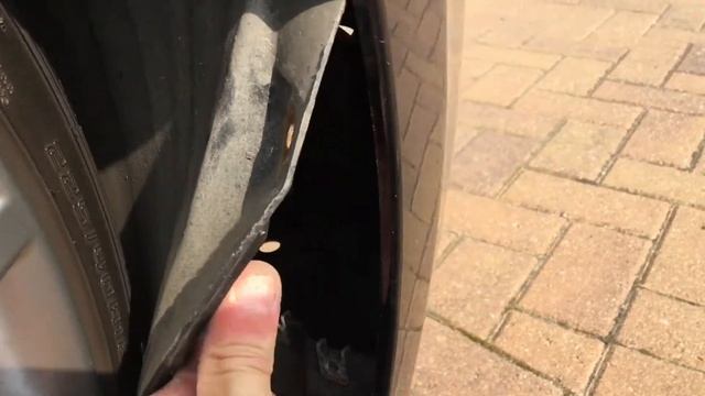 BMW 3 series e90 front fog light bulb replacement | how to change fog light bulb #BMW #DIY смотреть онлайн