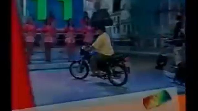 Chamada Domingão Do Faustão 09/01/2005 смотреть онлайн