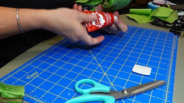 These Shoes are Made for Flying || Making Tinkerbell's Shoes смотреть онлайн