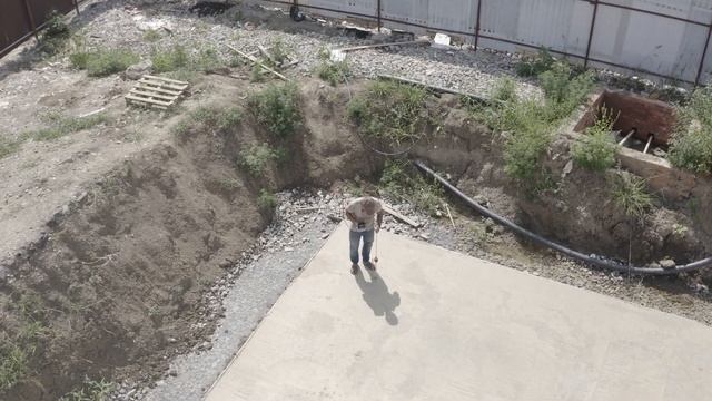 Работа геодезиста на стройке. Как размечать дома на участке, что бы не было споров с соседями. смотреть онлайн