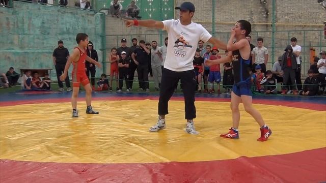 Вольная борьба ковер 2 в рамках VI Летних Андийских игр смотреть онлайн