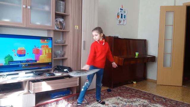 Танец с веером Алиса смотреть онлайн