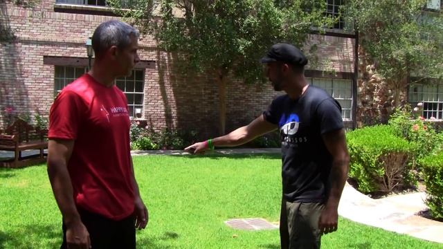 How to Defend Against a Knife Attack with Nick Drossos смотреть онлайн