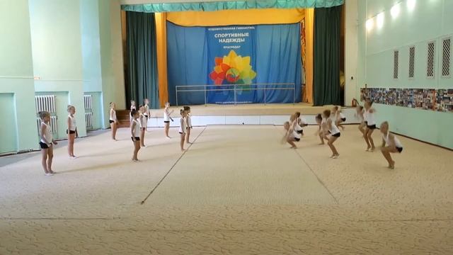 2 смена УТС Лето 2014, танец первой группы смотреть онлайн