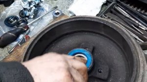 VW Passat b3. Замена подшипников задней ступицы