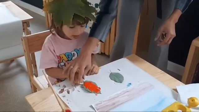 Мастер класс для детей младшего возраста: "Рисование отпечатками листьев" смотреть онлайн