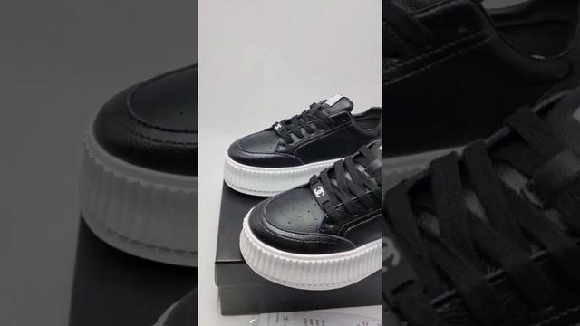 Женские кеды Chanel Цена: 6500 В наличии размеры 36-41 смотреть онлайн