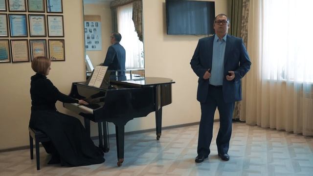 Виктор Базаров. Дж. Верди "Романс Фиеско", "Выхожу один я на дорогу" в обр. Новикова. смотреть онлайн