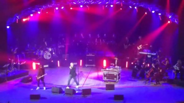 Green Grey – One Vision  @ My QUEEN Tribute Show