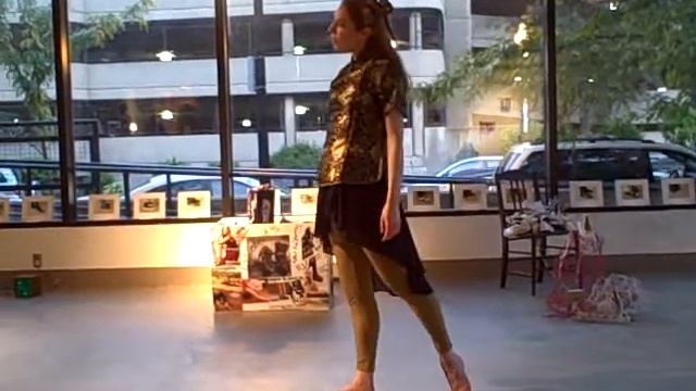 Kira Seamon with Matt Samolis Part 2 - The Politics of Shoes @mobius 5-24-09 смотреть онлайн