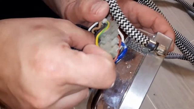 Riparazione Ferro da stiro Vaporella Polti смотреть онлайн