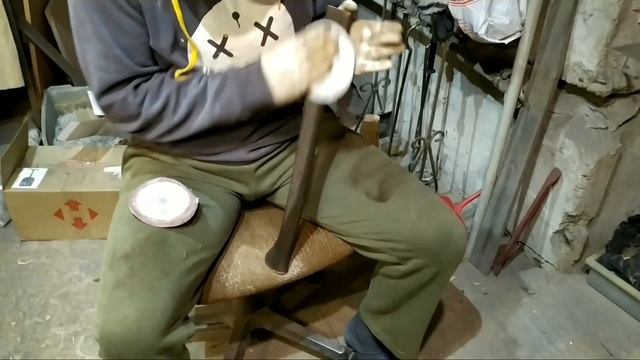 Топор своими руками. ЗАЗ. Переделка советского топора. Чем заняться на карантине? Axe restoration. смотреть онлайн