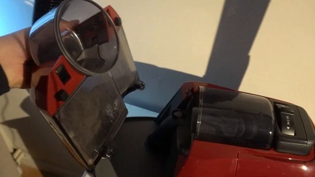 AEG LX9 vacuum series review смотреть онлайн