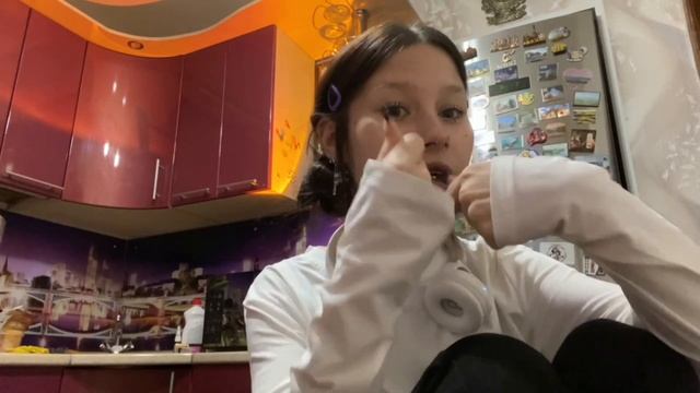 Проколола язык. Болтаю (*^ω^*) смотреть онлайн