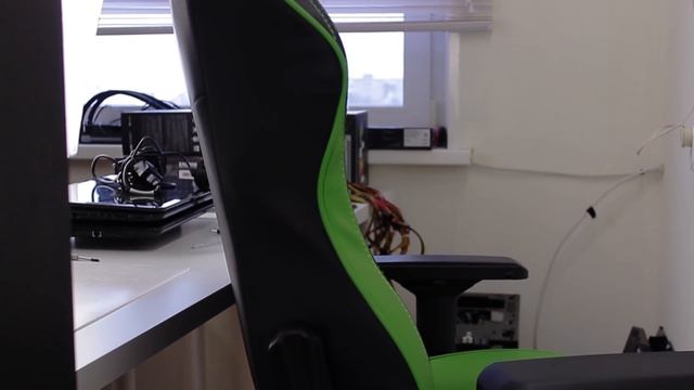 Обзор Tt eSPORTS GT Comfort: кресло для настоящего геймера? смотреть онлайн